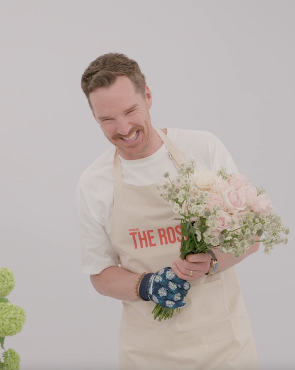 Bouquets and banter with the cast of #TheRoses, only in theaters August 29th.