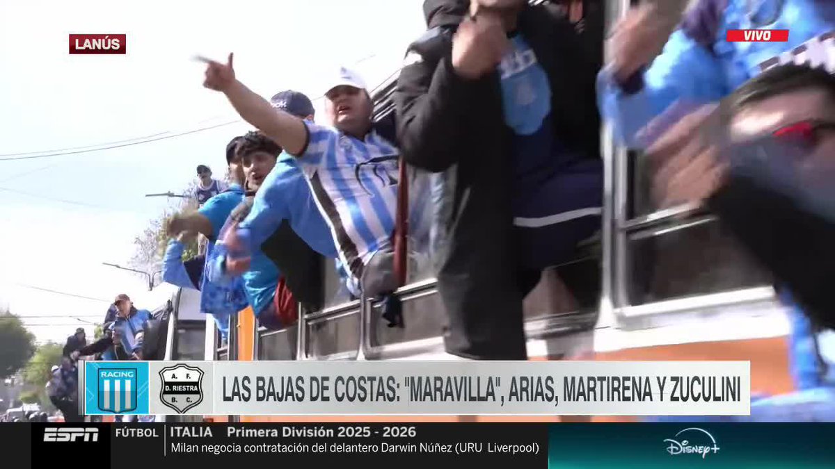 ¡FIESTA TOTAL! 🥳🩵🤍 👉🏻 Así llegó la gente de RACING a La Fortaleza para vivir el partido ante Riestra por Copa Argentina.