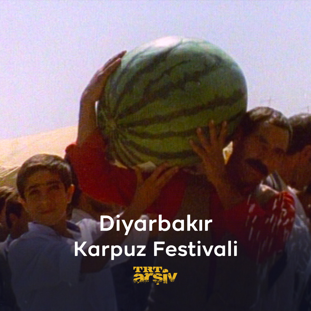 1985 yılının #Diyarbakır'ına, Karpuz Festivali'ne konuk oluyoruz. 🍉