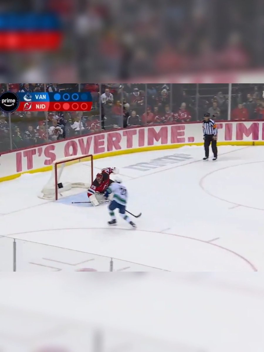 Random #Canucks Goal Of The Day March 24th, 2025. Jonathan Lekkerimaki scores a beautiful goal in the shootout. 🎥: Amazon Prime