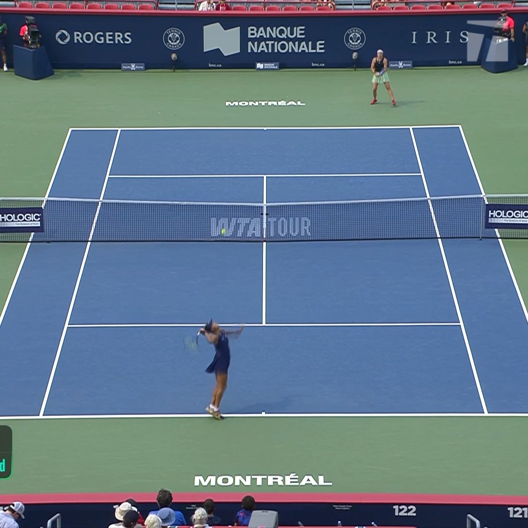 Naomi Osaka is an unbelievable ball striker. Effortless