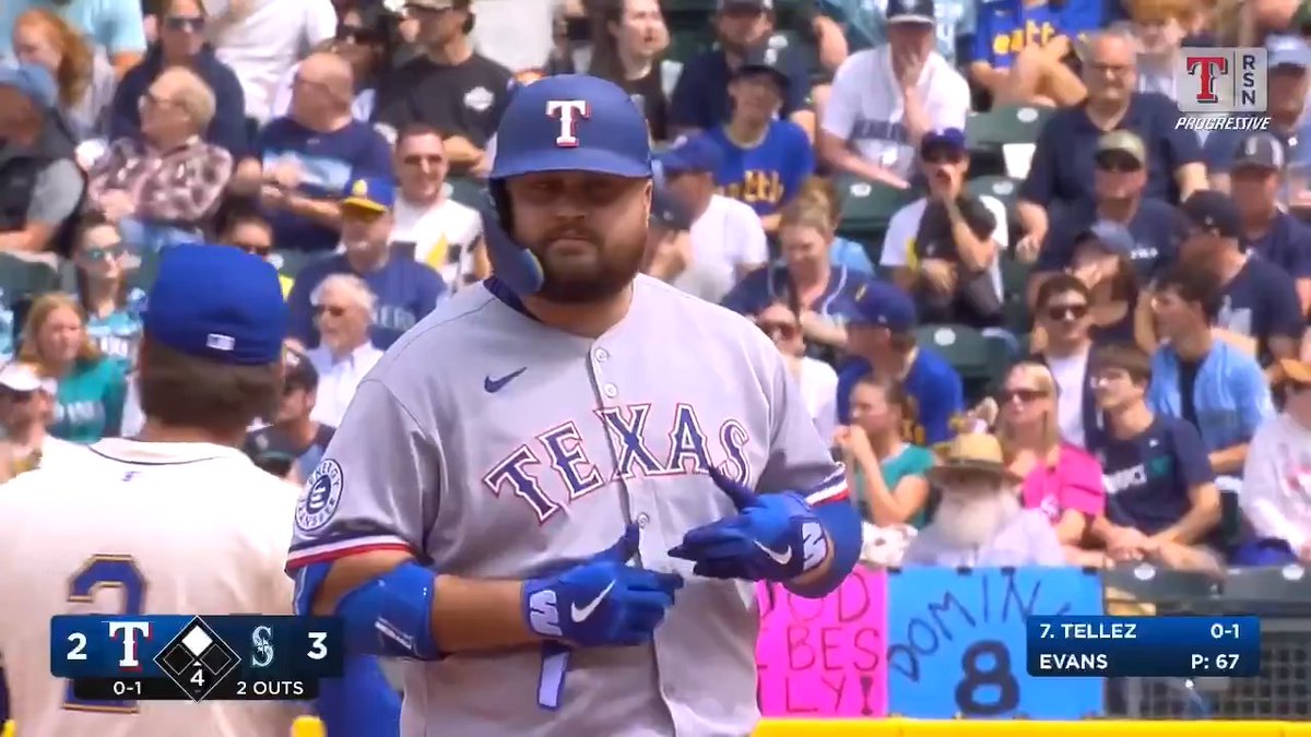 Things are getting Rowdy. #AllForTX