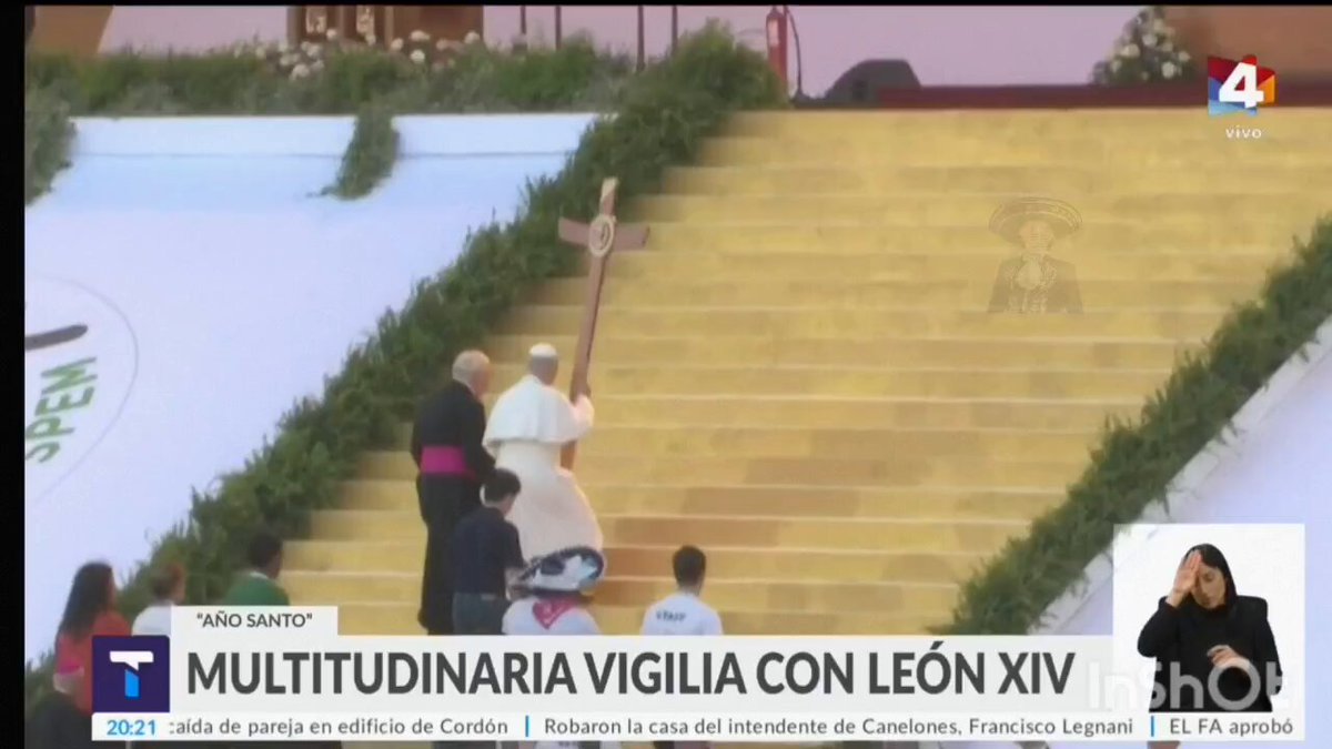 Exelente Santiago 🤣🤣 nada grave,solo tomando mate cómo cualquier uruguayo!!💪💪💪 peor decir el 8 el Cul. te abrocho... Canal 4