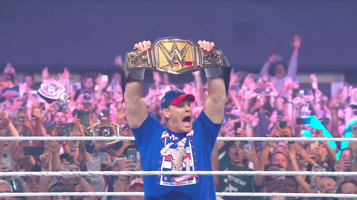 Los colores han regresado junto con el John Cena que todos conocemos 👋😎🏅🧢 #SummerSlam