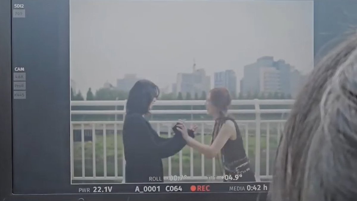 NAYEON AND JEONGYEON ENEMY MV BEHIND THE SCENES BLOOPERS, NAYEON TRYING NOT TO LAUGH 😭