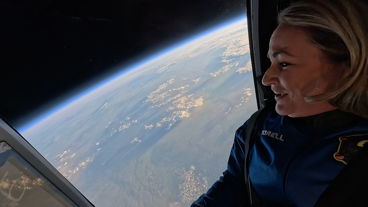 Justin Sun (Founder of Tron) is in space now…. 👀… wondering if CZ 🔶 BNB is going too