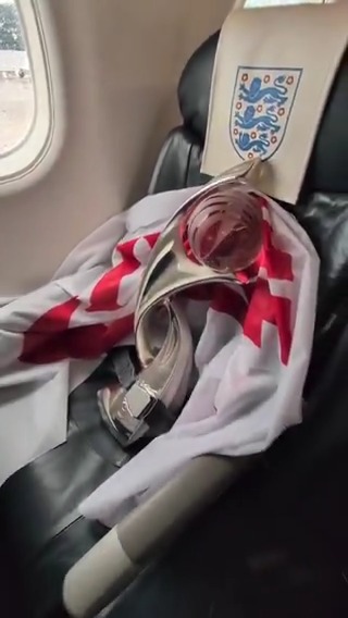 “You’re coming home with me!” 🤩