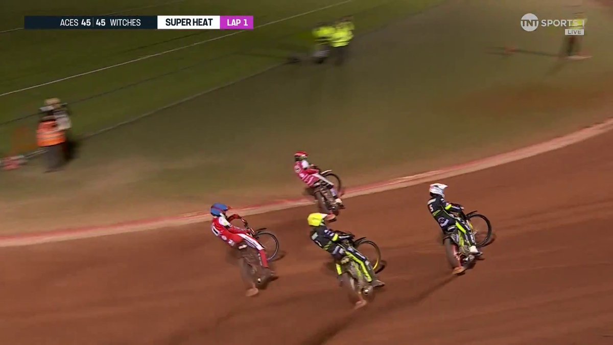 Speedway at its absolute BEST! 🔥 The night of racing ends 45-45, and a Super Heat decides the result 😱 #BELIPS | #BritishSpeedway Live on TNT Sports and Discovery+