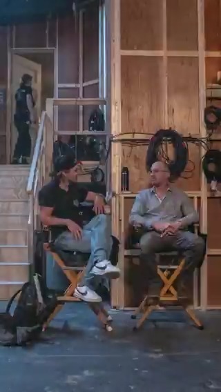 What’s On My Film Roll | Part 1 Darren Aronofsky, Austin Butler, and Zoë Kravitz share behind the scene moments from #CaughtStealingMovie – in theatres August 29.
