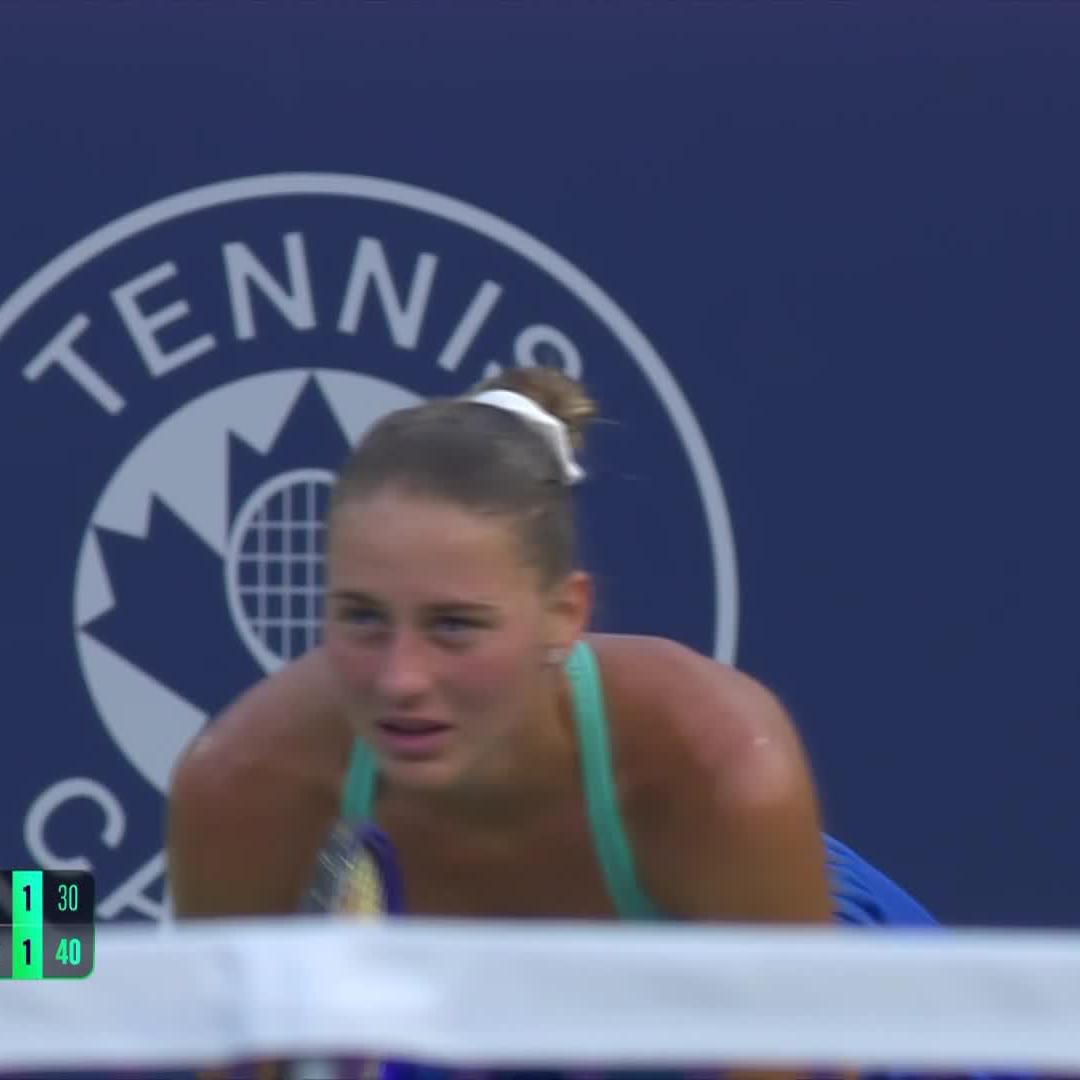 Into the semifinals 🔛 Elena Rybakina moves into the semifinals in Montreal after Kostyuk is forced to retire, 6-1, 2-1, RET. #OBN25