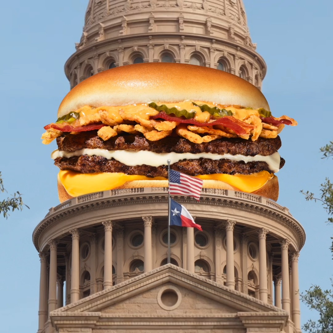 It’s the Texiest Texas thing to ever travel around Texas! With crispy onion strings, chipotle aioli, bacon, Monterrey jack and American cheese, and pickles, the y'all new Bacon Wrangler Double is packed with flavor. It's available for a limited time only, starting tomorrow!