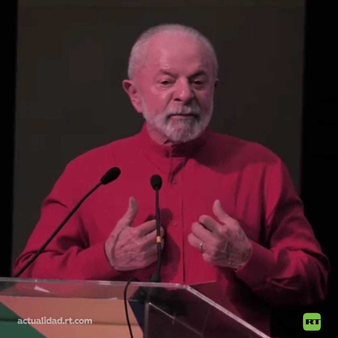 🇧🇷 Lula: “Brasil no se subordinará al dólar” El presidente de Brasil, Luiz Inácio Lula da Silva, afirmó que su nación debe buscar una alternativa al dólar para el comercio internacional, tras el ‘tarifazo’ de 50 % de EE.UU.