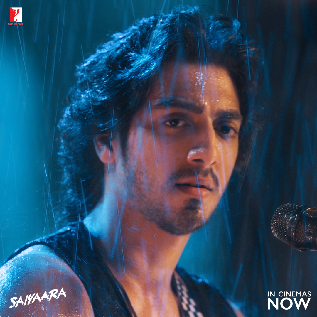 Barsaat playlist just got an upgrade with #Dhun and it kinda hits ngl! 🌧️ #Saiyaara in cinemas, go watch now! | #AhaanPanday | #AneetPadda | Mohit D Suri | #AkshayeWidhani | Arijit Singh | Mithoon | @vijayganguly