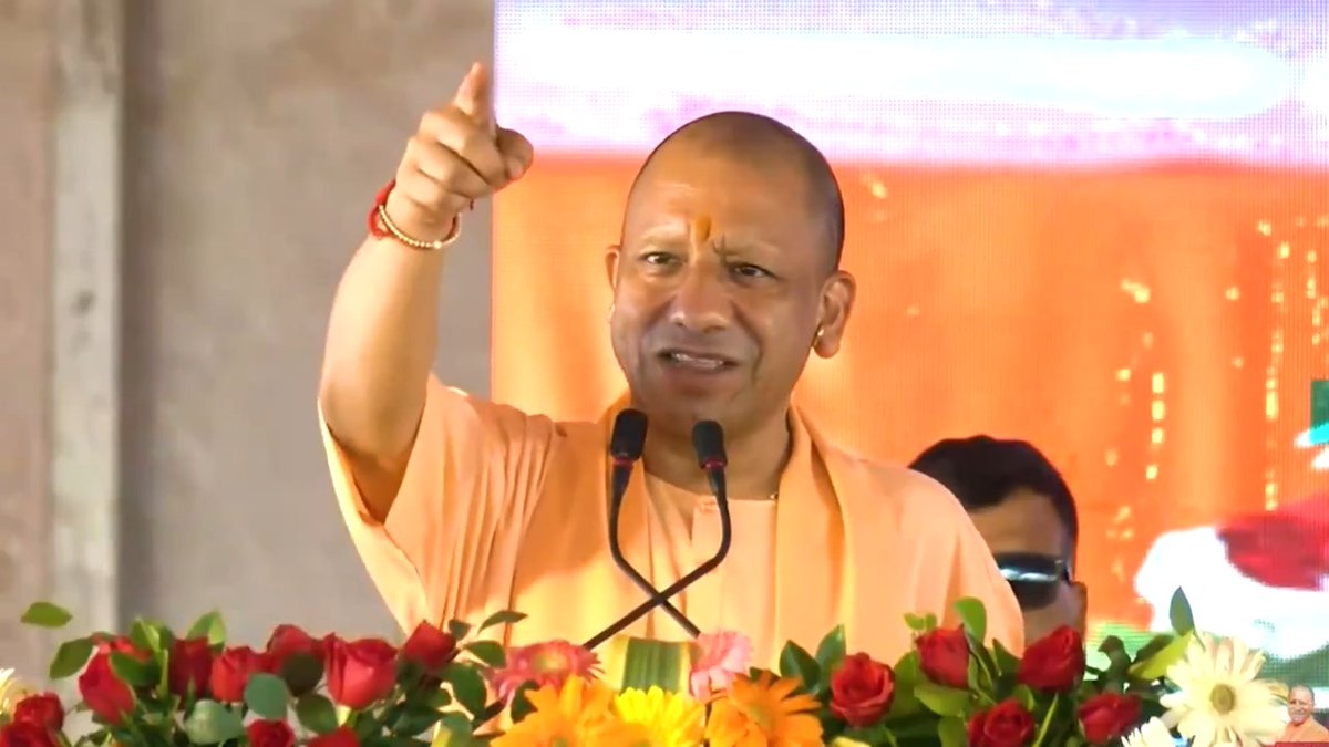 ब्रह्मोस जैसी मिसाइल आज दुनिया में किसी के पास नहीं है, ब्रह्मोस मिसाइल की ताकत के भय ने ही पाकिस्तान को पसीना-पसीना कर दिया...