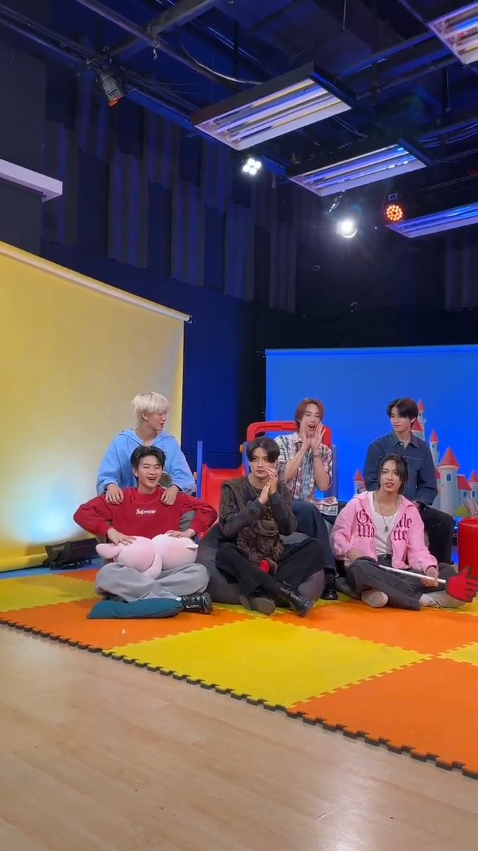 รายการ Grow Up To Be มาแล้วค้าบ เรื่องราวในวัยเด็กของพวกเราจะสนุกแค่ไหน มาติดตามไปพร้อมกันได้เลยค้าบบ ✨ 🔗: #โตมาเป็นxBUS #GrowUpTobe #โตมาเป็น #BUSbecauseofyouishine