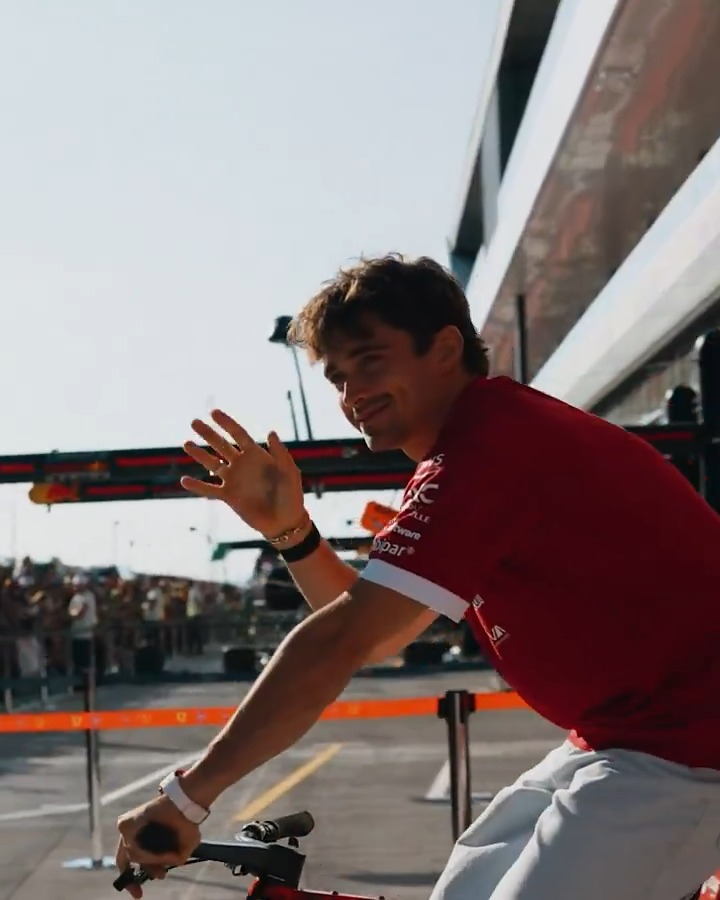 Lewis has his scooter, Charles has his bike 👋 🚲