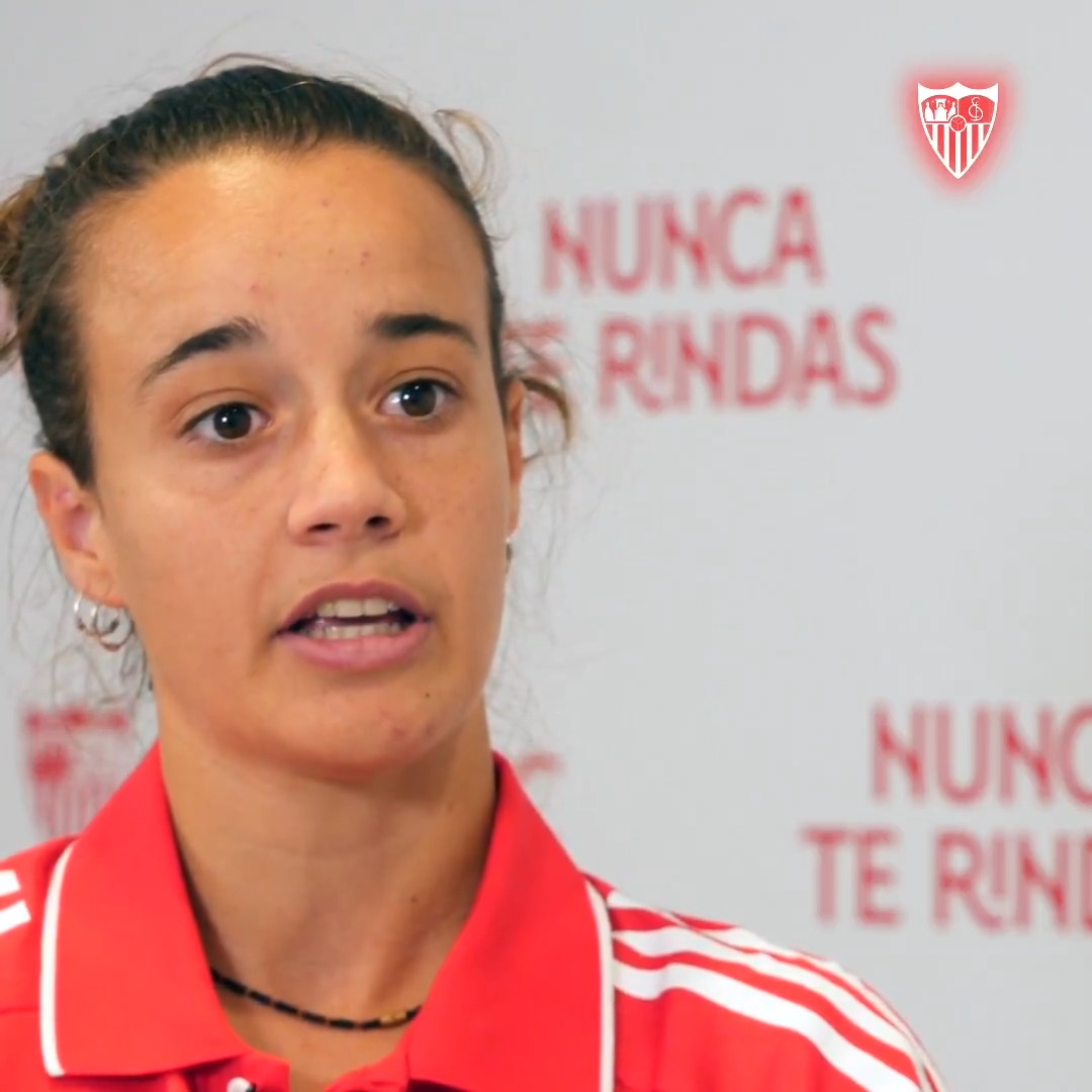 🗣️ Rosa Márquez: "Necesitaba otra opción por mi bien y tenerla en casa me hace feliz". ⚪️🔴 #BienvenidaRosa #SevillaFCFem #LigaFMoeve #WeareSevilla