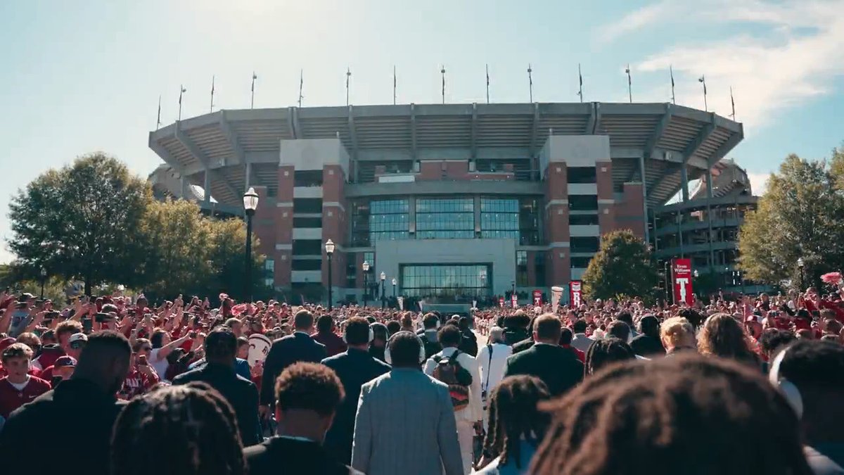 Who wouldn't want to be a part of this? #RollTide