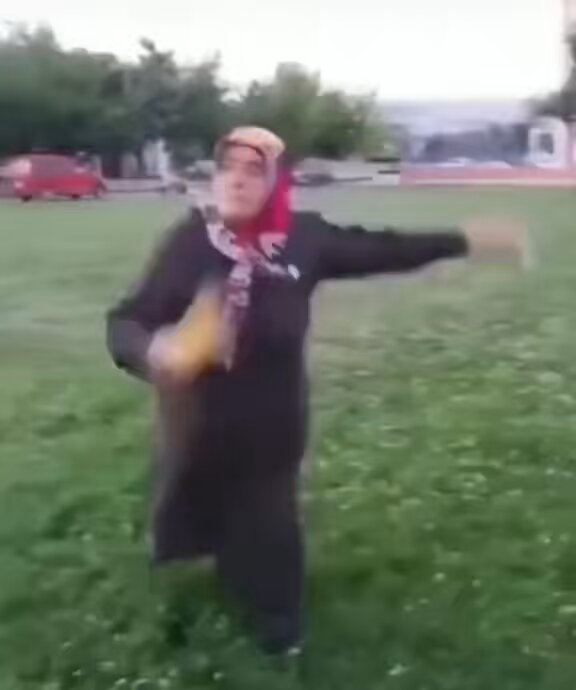 moralimiz ne kadar kotu olursa olsun turkce pop duydugumuz an biz