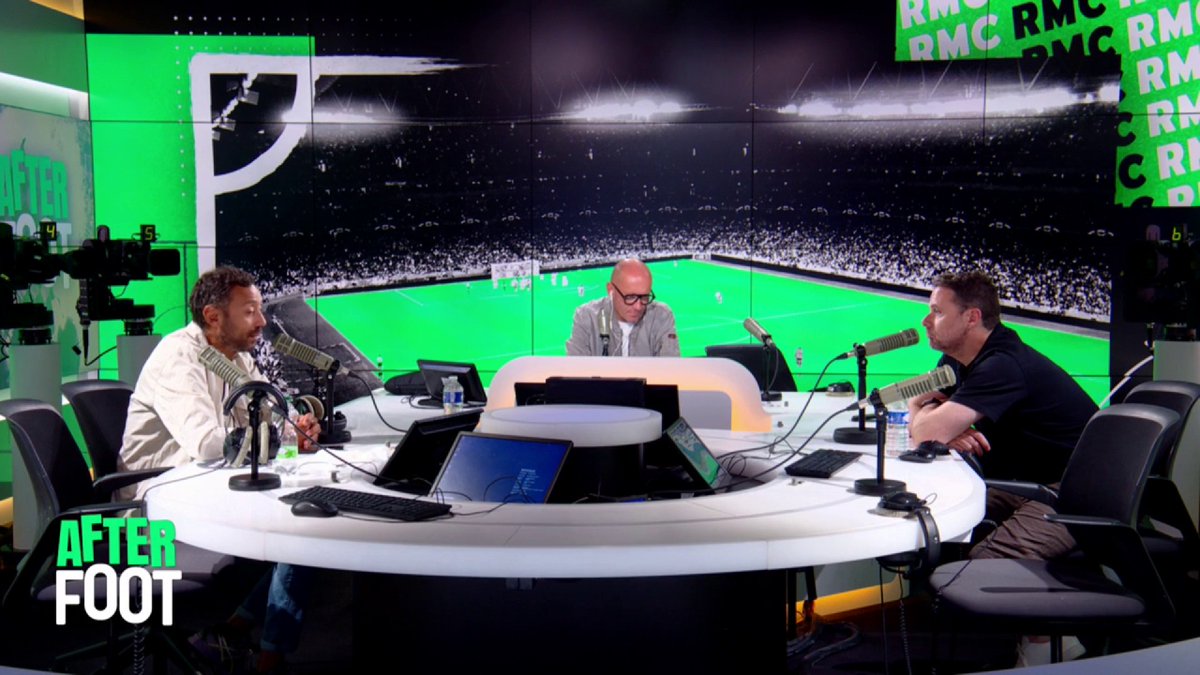 🗣🎙 Kevin Diaz sceptique sur l'arrivée de Zhegrova à l'OM : "J'ai de gros doutes sur le fait que Zhegrova soit compatible avec ce que l'OM met en place depuis quelques années. Je vois plus un destin à la Wahi plutôt qu'à la Rabiot."