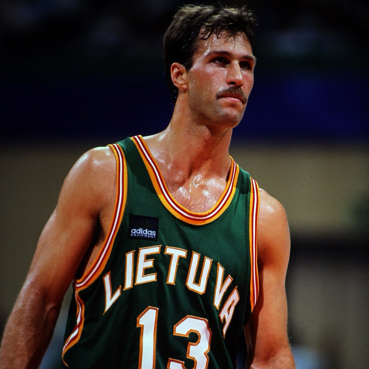 The streets haven't forgotten the original 𝗦𝗮𝗿𝗮𝘀 💯 🇱🇹 Sarunas Marciulionis averaged 22.5 PPG & 4.8 APG in #EuroBasket 1995!