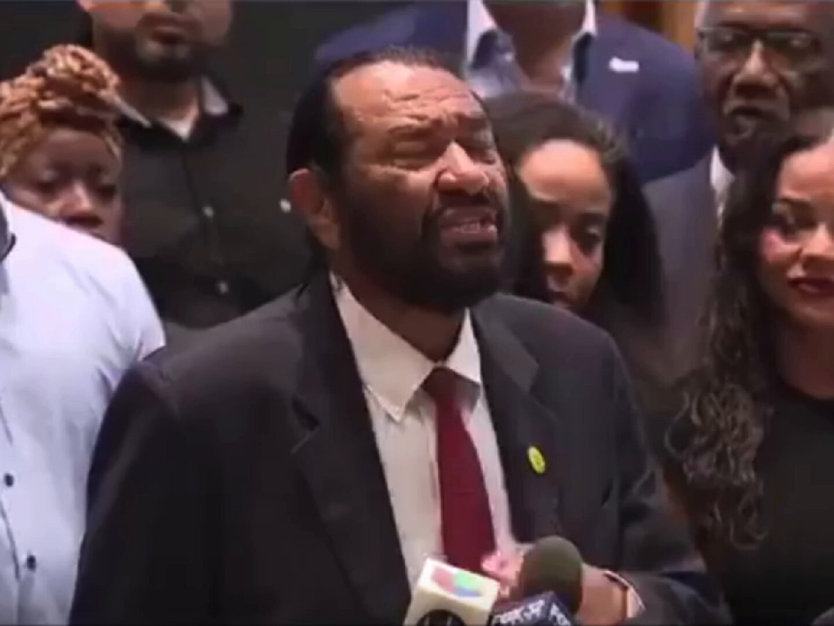 Congressman Al Green: "I will not stop, and I promise you that this president is going to be brought down. He has to be brought down… He will be impeached again." Trump could already be impeached for several high crimes and misdemeanors. Unfortunately Republicans have no backbone.
