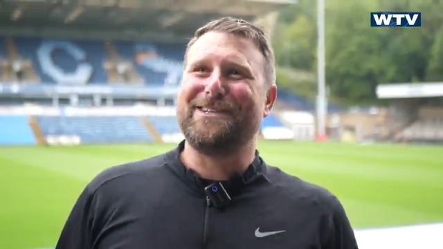 Ted's in town! 🙌 25 years after being part of the Chairboys squad that reached the FA Cup semi-final, Mark Rogers' smile shows that Adams Park is still his home. We caught up with him on his first visit to Wycombe for a decade.