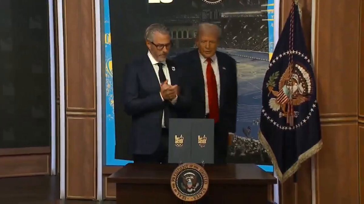 WATCH: President Trump receives gold, silver, and bronze medals from the 1984 L.A. Olympics. “Can I say I won them athletically?” 😂
