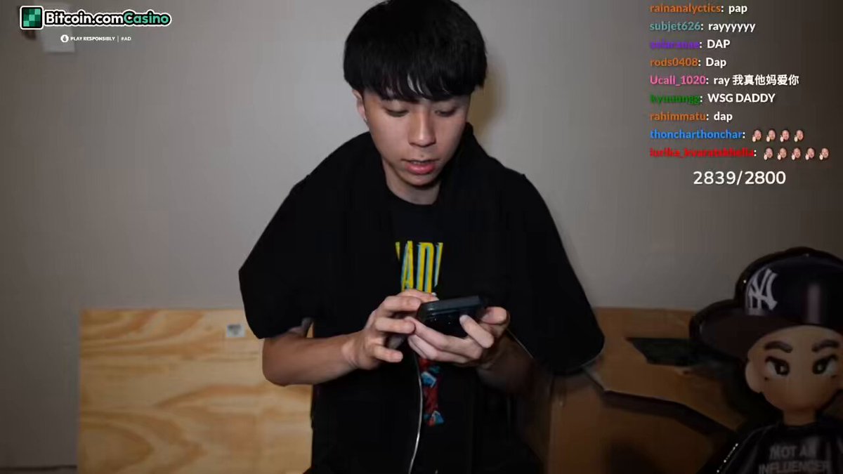 Ray says he doesn’t have a PC to stream on because the 60 year old woman he went on a date with smashed it after catching him with other girls 💀