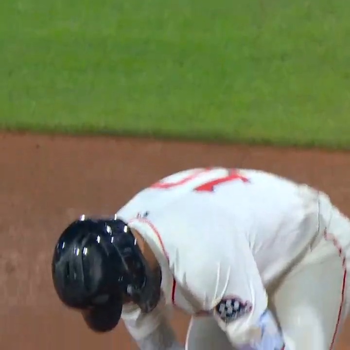 3-RBI night so far for Story!