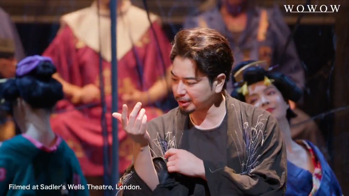 鳴り止まぬ拍手、ロンドンの批評家も絶賛した英国公演ついにWOWOWで放送・配信‼️ #NODAMAP「#正三角関係」ロンドン公演版 8/9(土)午後6:00～ ▷ 録画もお忘れなく📺 #松本潤×#長澤まさみ×#永山瑛太×#野田秀樹 による トークも必見👀✨ #WOWOWで演劇・ミュージカル
