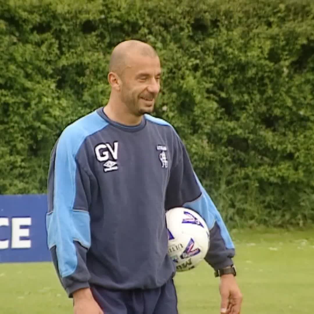 "The day before the game, I got a call from Gianluca Vialli" ๐ Jimmy Floyd Hasselbaink reflects on his move to Chelsea from Atlรฉtico de Madrid ๐