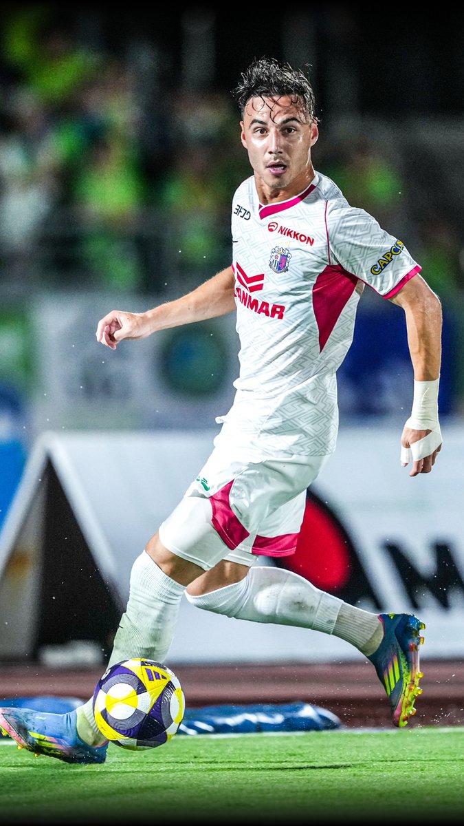 Dion Cools makes his debut as the first Malaysian footballer in the J1 League🇲🇾 As a versatile utility player who can cover multiple positions, we’re excited to see what kind of performances he’ll deliver in the future🌸 #JLEAGUE #football #cerezoosaka