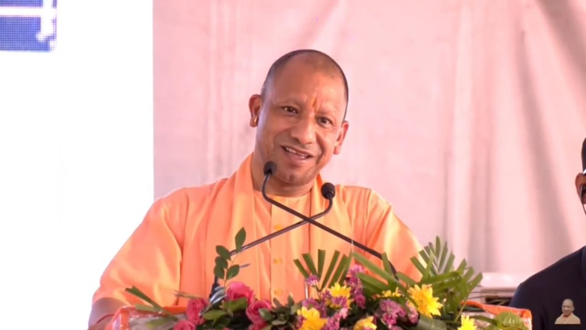 भारतीय जनता पार्टी ने बच्चों को संस्कारों के साथ जोड़कर 'ग से गणेश' पढ़ाया... समाजवादी पार्टी ने 'ग से गधा' पढ़ाने का कार्य किया... आज PDA के नाम पर ये क्या पढ़ा रहे हैं...