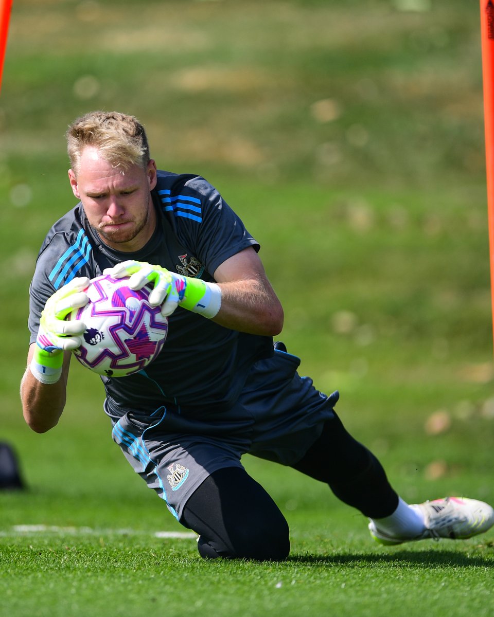 Aaron Ramsdale's first training session with the lads 🙌