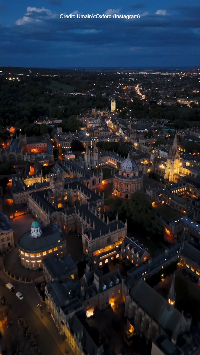 Oxford at night 🌕 Which iconic building is your favourite? 🎬 Instagram | UmairAtOxford