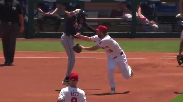 *Chris Berman voice* WHOOP! Chandler Simpson is a magician on the base paths 🪄