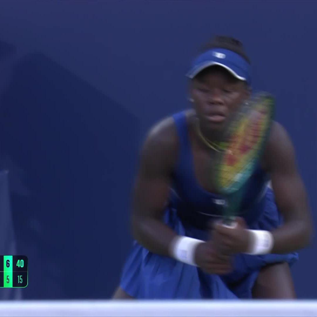 Rising to the occasion 📈 Victoria Mboko plays a dialed set to force a decider. #OBN25