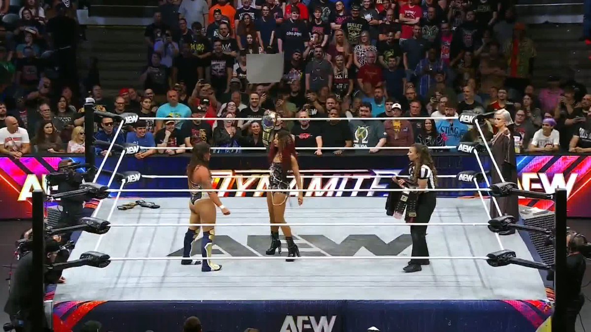 TBS Champion Último Moné's face-off with Alex Windsor アレクス・ウィンザー provided the perfect distraction for Athena is ROH & All Elite! to attack "Timeless" Toni Storm! Watch #AEWDynamite LIVE on TBS &amp; HBO Max
