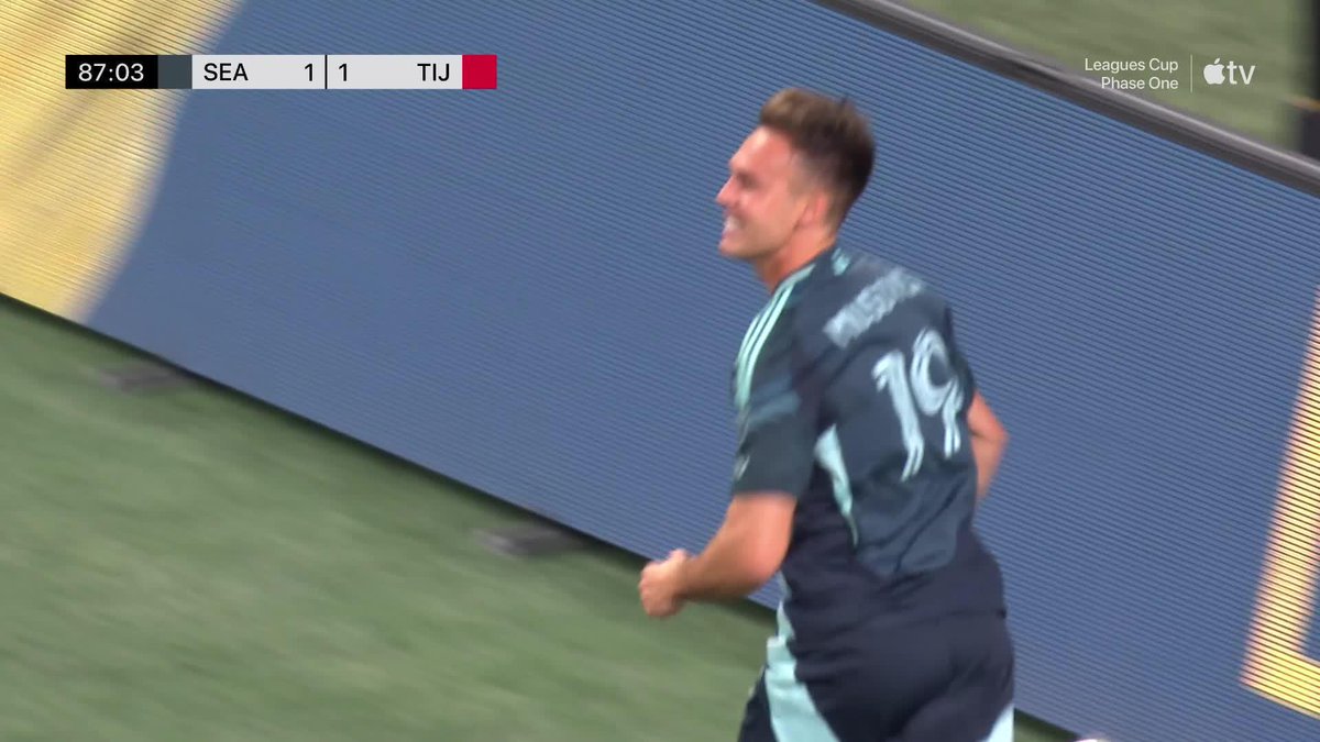 Off the corner! Musovski puts Seattle Sounders FC ahead with minutes remaining in the match! #LeagueCup2025