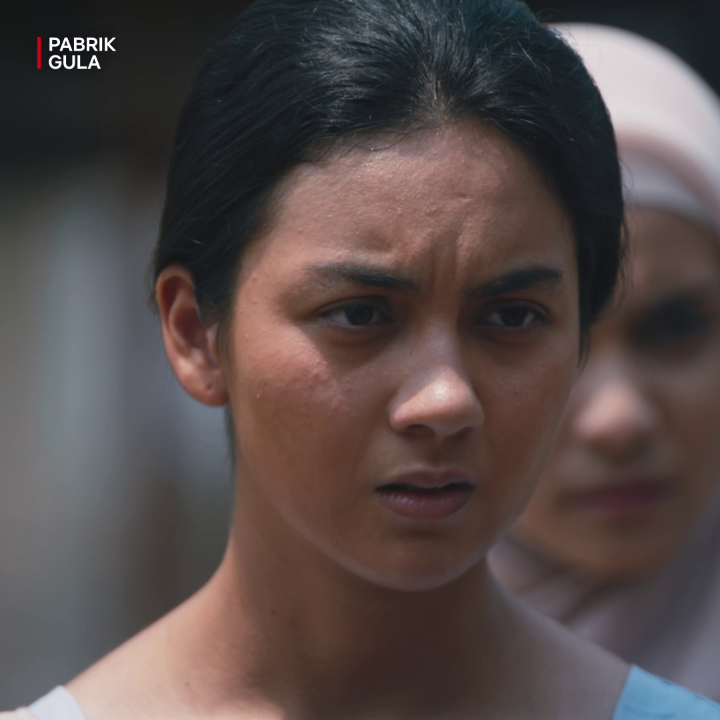 Siap-siap merinding, ngeliat kelakuan demit yang bikin kamu teriak โamit-amitโ ๐ฑ Film Pabrik Gula versi uncut udah masuk Netflix. TONTON SEKARANG!