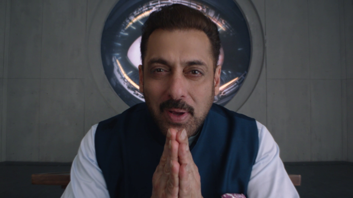 Jo pehle sirf aawaaz uthaate the, woh ab denge ghar ki Rajneeti ko aakaar. Bigg Boss mein iss baar... gharwaalon ki sarkaar! 👁🔥 Dekhiye #BiggBoss19, 24th August se, raat 10:30 baje, sirf #Colors par. #Vaseline Danube Properties Citroën India #BB #BiggBoss #BB19 #BiggBoss19 Salman Khan