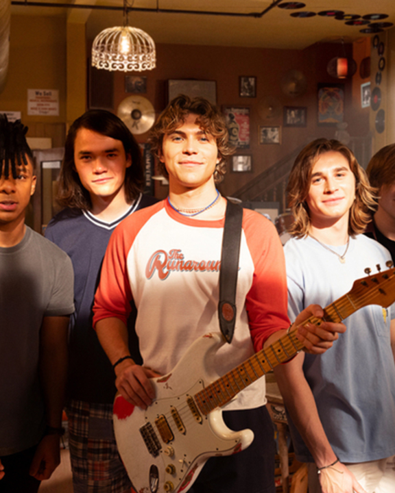 Dream big. #TheRunarounds take stage September 1.