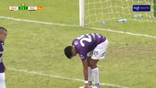 Tacuary rescindió contrato con el jugador Gustavo Juárez después del gol en contra que convirtió en la fecha pasada de la Intermedia. #VersusRadio | Universo 970 AM