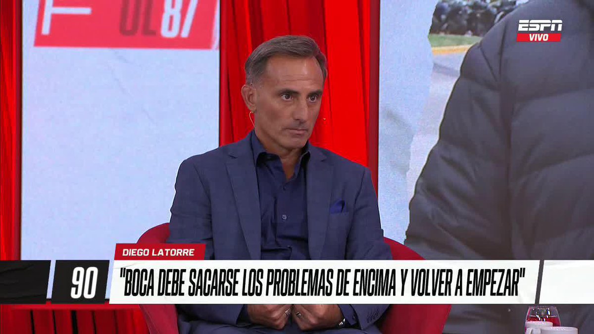 "UN JUGADOR TRISTE Y CON PROBLEMAS, APENAS VA A RENDIR UN 1%" Impecable análisis de Diego Latorre al referirse a la situación de los jugadores que no son tenidos en cuenta en Boca. ▶️ Mirá #ESPNF90 en el Plan Premium de #DisneyPlus
