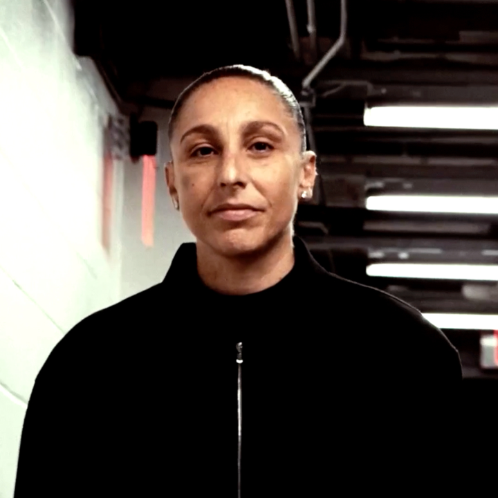 give DT her flowers 💐 Taurasi is now streaming
