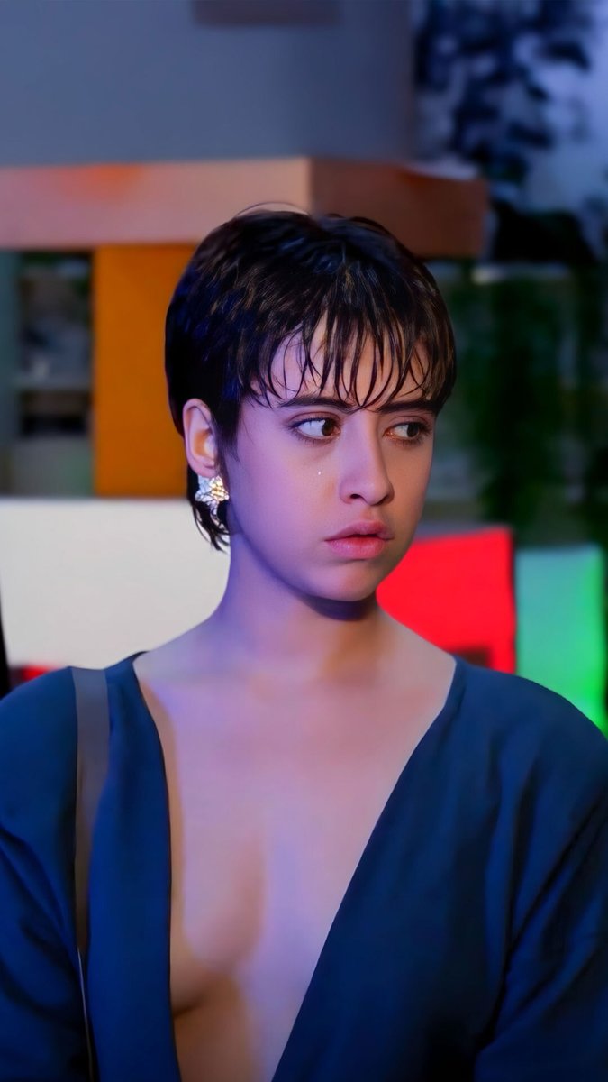 She was so real for this. Fernanda Torres in Arnaldo Jabor’s EU SEI QUE VOU TE AMAR (LOVE ME FOREVER OR NEVER).