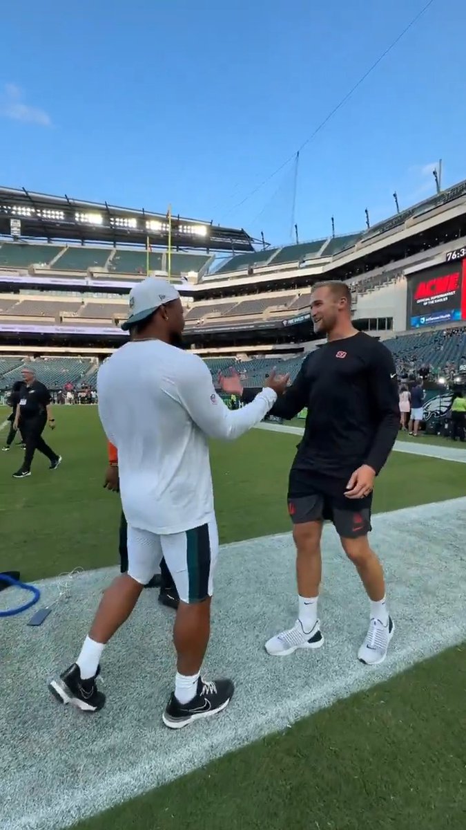 From Penn State Football to the league 🤝 @Saquon | @MikeGesicki Stream CINvsPHI on NFL+