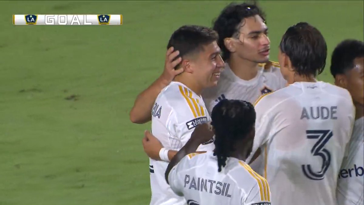 Make that FOUR for the LA Galaxy ๐ฎโ๐จ