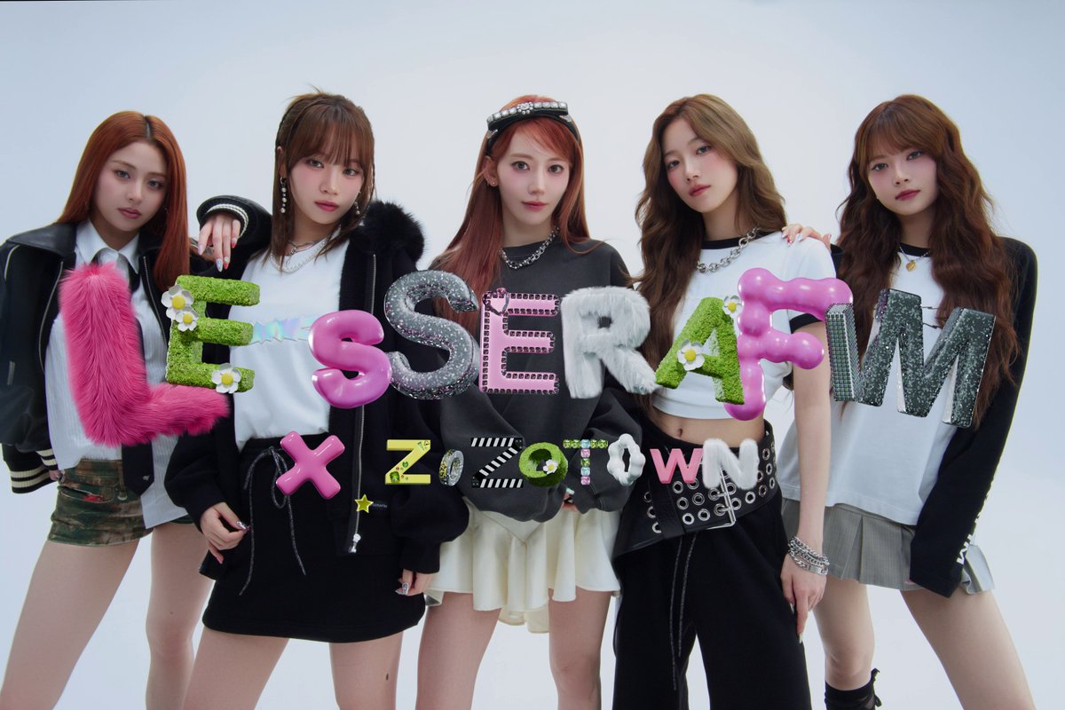 【LE SSERAFIM × ZOZOTOWN】 ZOZOTOWN20周年を記念して、オリジナルアイテムをZOZOTOWNで販売中! 販売期間:8月18日(月) 11:59まで 詳しくはこちら 📍 #LE_SSERAFIM #르세라핌 #ZOZOFES #ZOZOTOWN20th
